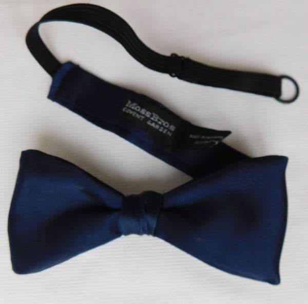 Navy blue bow tie Moss Bros to fit collar size 13